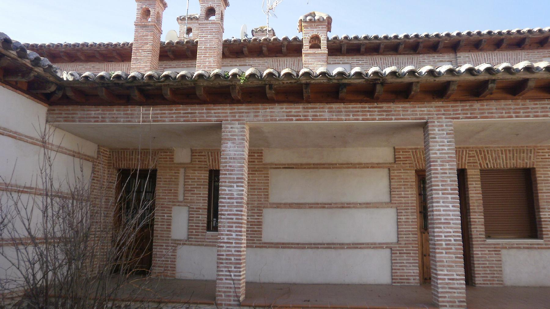 CHALET pareado en GUADAMUR (Toledo)